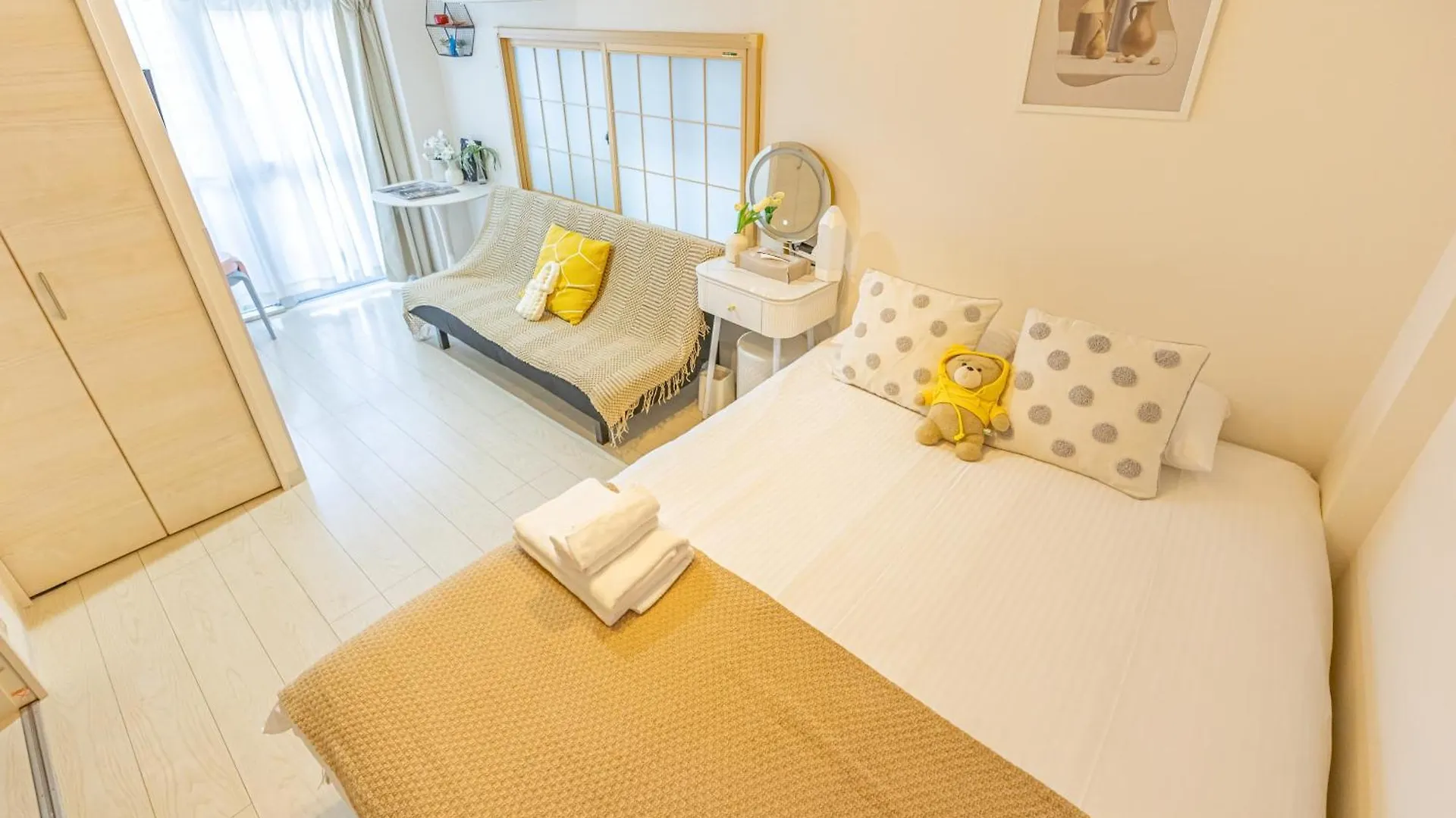 Guest house Kosumosu Ikebukuro Shinjuku Private House Hotel Tokyo