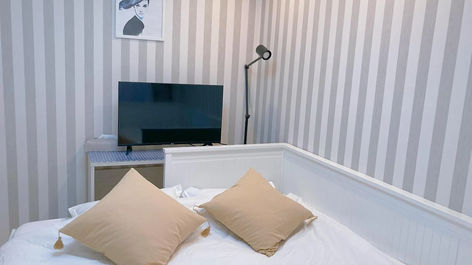 Kosumosu Hotel Tóquio 0*,